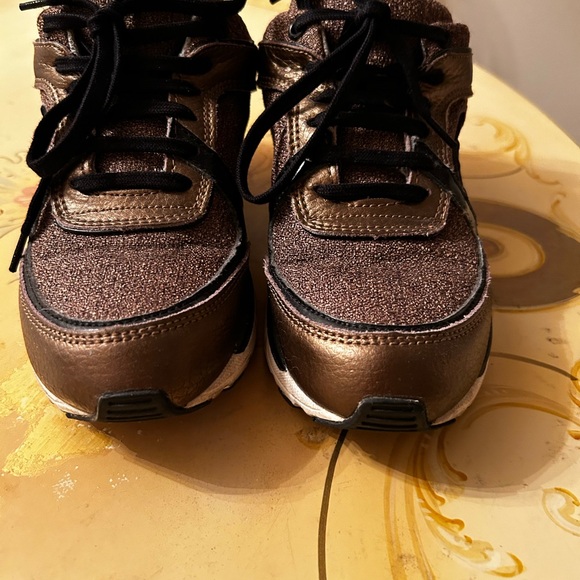 Chanel Sneakers Size 36 Authentic * CLEARANCE SALE* - Picture 3 of 7